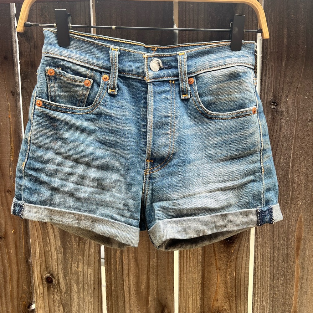 Levi’s Wedgie Short